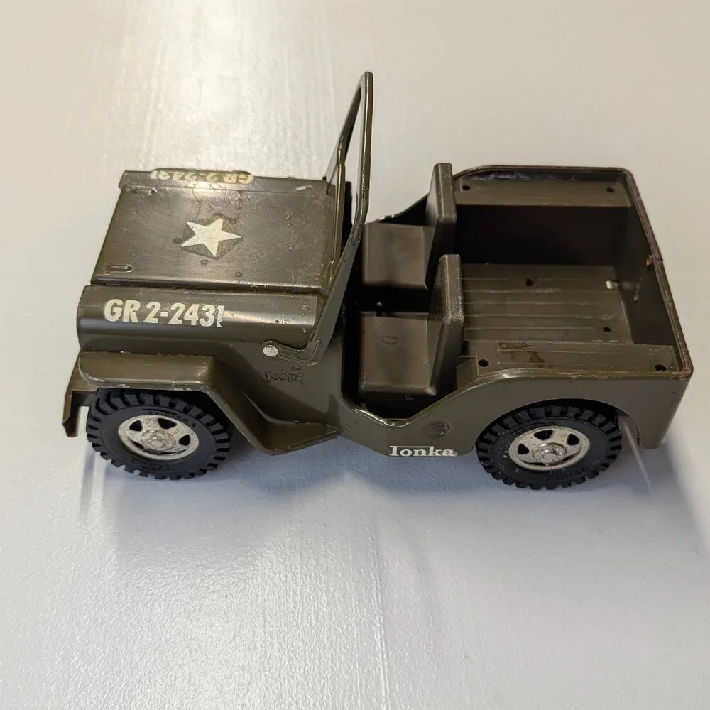 Vintage Tonka Metal Military Jeep